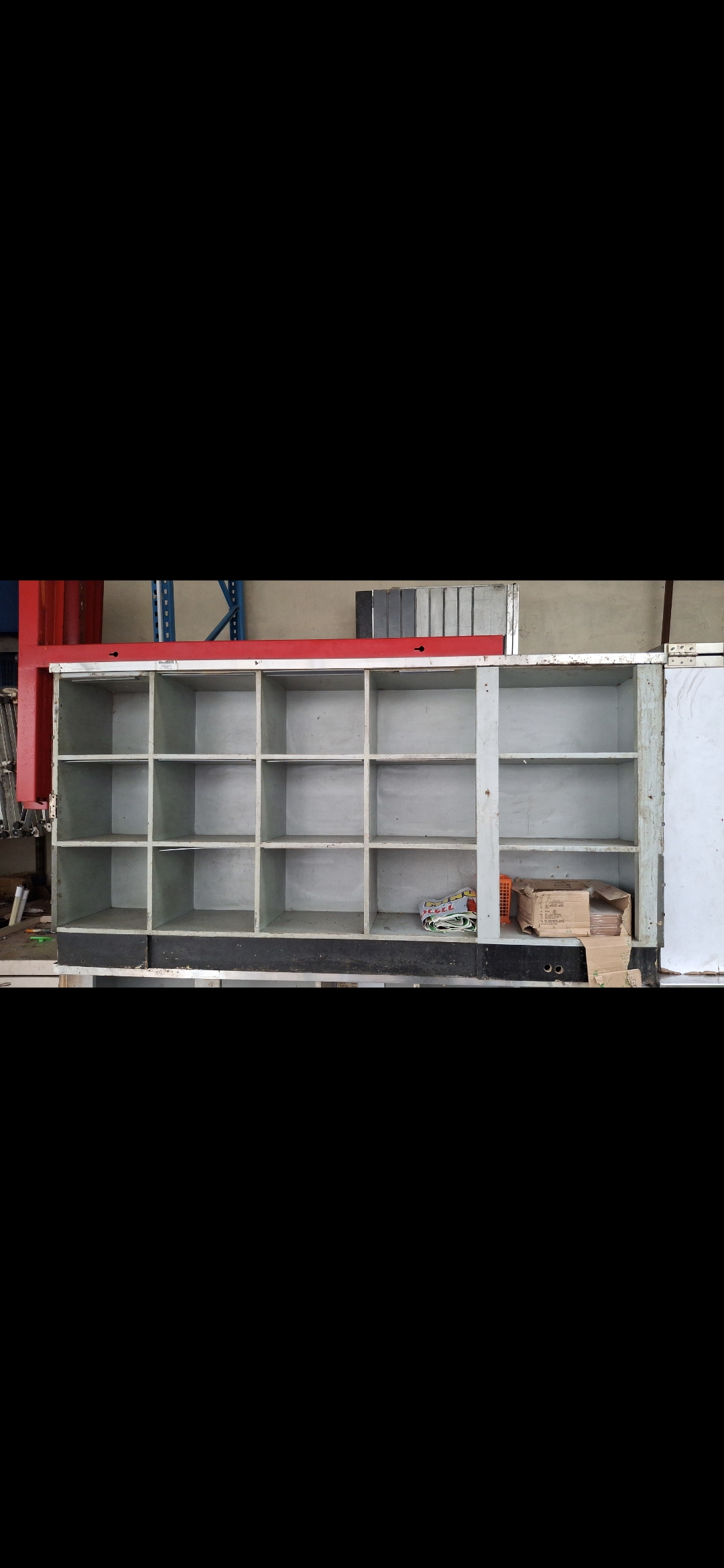 Loker penitipan barang 175x30x90